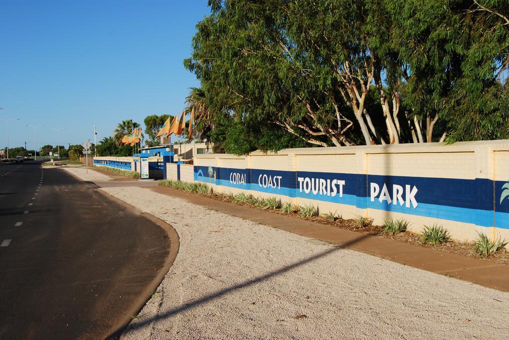 Hotel Coral Coast Tourist Park Carnarvon Exterior foto